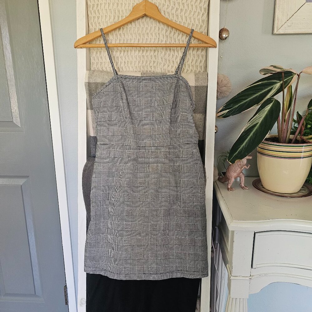 Forever 21 Plaid Fitted Mini Dress – Size Small – Adjustable Straps